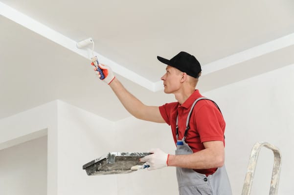 Faire une finition parfaite entre murs et plafond en peinture , facile